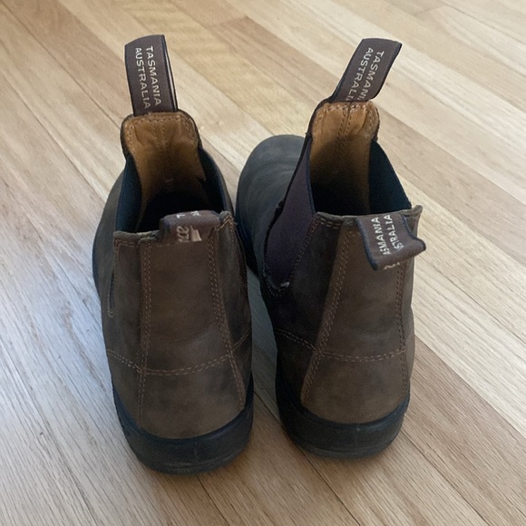 Blundstone #585 Rustic Brown Boots - Picture 3 of 4